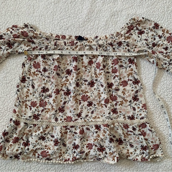 American Eagle Floral Off the Shoulder Top - Picture 8 of 8